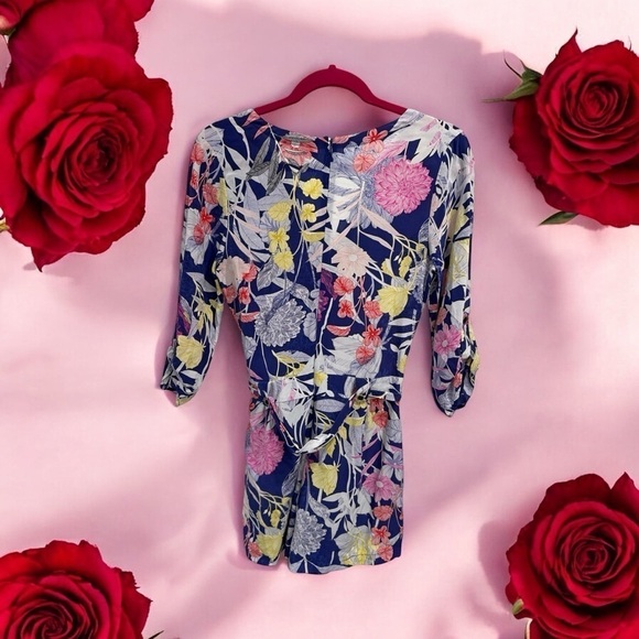 Yumi Kim Blue Floral Silk "Liz" Romper 3/4 Sleeve Silk With Pockets size xS - Picture 7 of 17
